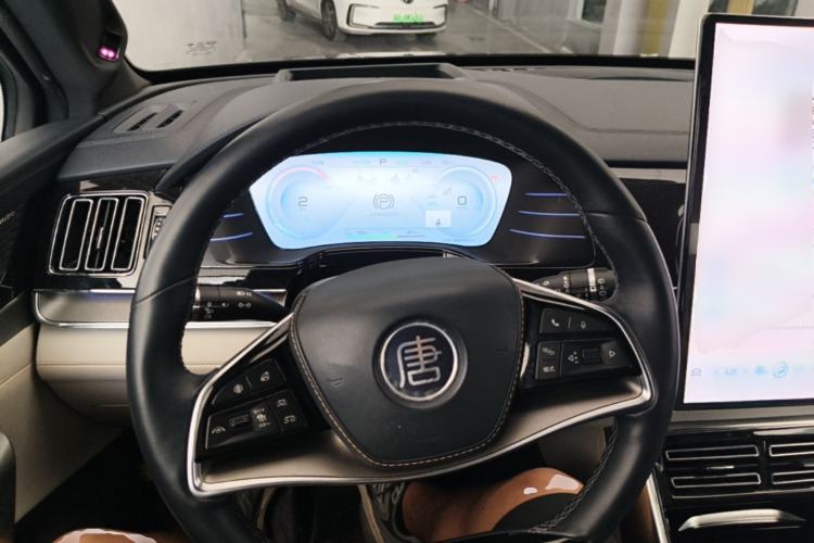 Used BYD Tang New Energy 2022 EV 635 km All-Wheel-Drive Flagship Model Steering Wheel