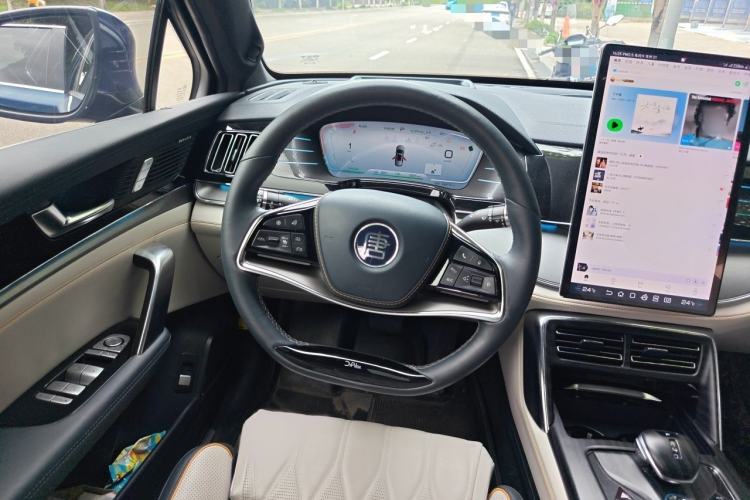 Used BYD Tang New Energy 2022 EV 635 km All-Wheel-Drive Flagship Model Steering Wheel
