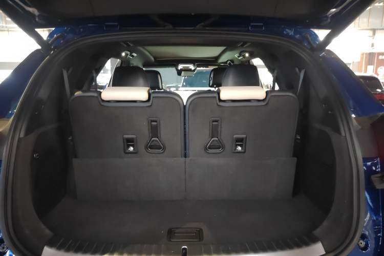 Used BYD Tang New Energy 2022 EV 635 km All-Wheel-Drive Flagship Model Trunk