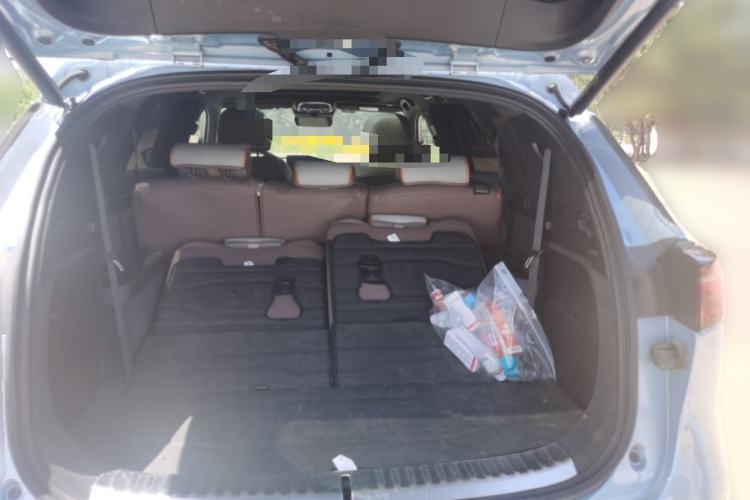 Used BYD Tang New Energy 2022 EV 730KM Luxury Model Trunk