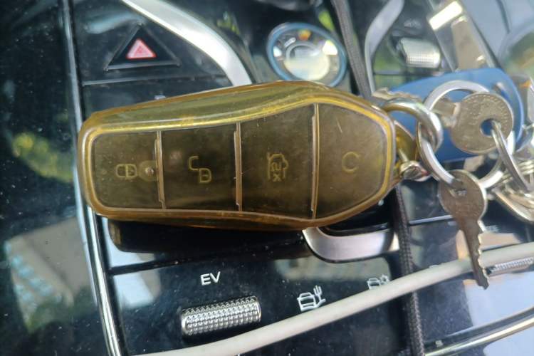 Used BYD Tang New Energy 2022 DM-p 215 km All-Wheel-Drive Deluxe Model Vehicle Key