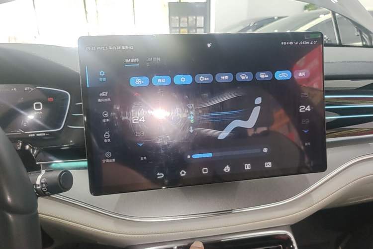 Used BYD Tang New Energy 2022 DM-p 215KM Four-Wheel Drive Flagship Model Audio And AC Panel