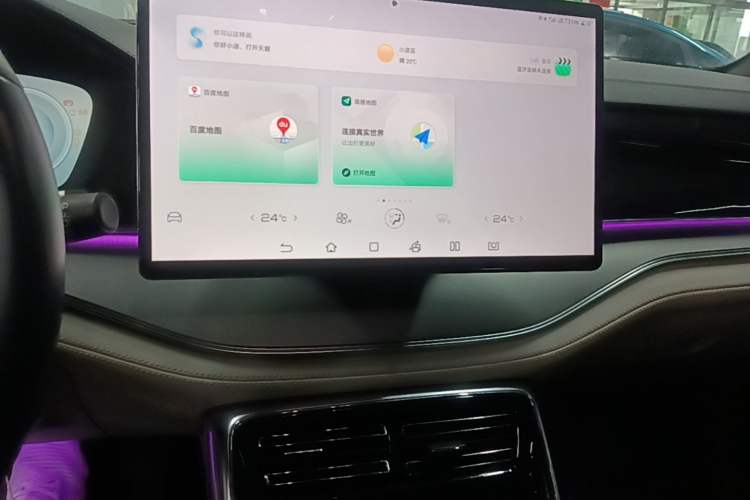 Used BYD Tang New Energy 2022 EV 730KM Luxury Model Audio And AC Panel