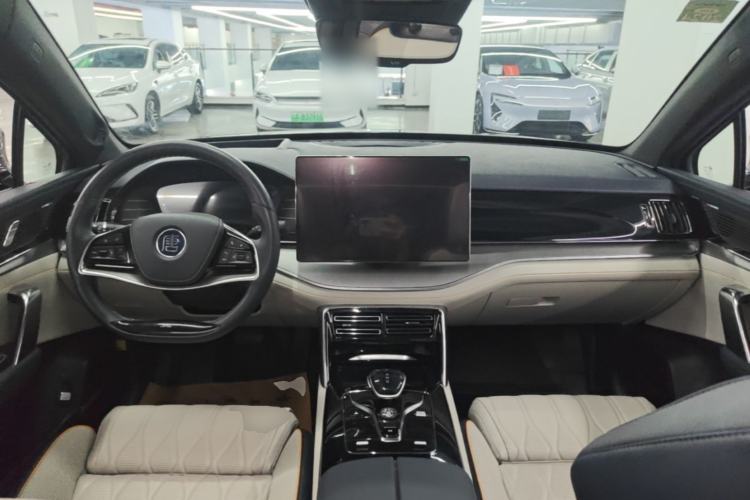 Used BYD Tang New Energy 2022 DM-p 215KM Four-Wheel Drive Flagship Model Center Console