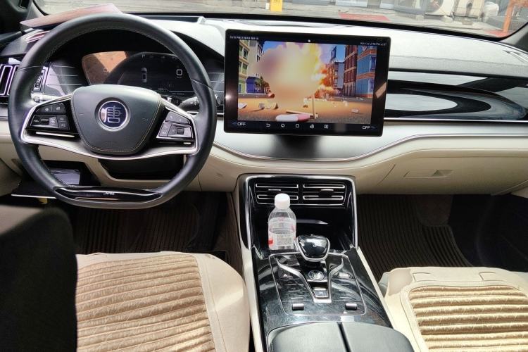 Used BYD Tang New Energy 2022 DM-p 215KM Four-Wheel Drive Flagship Model Center Console