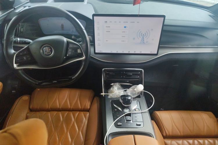 Used BYD Tang New Energy 2022 EV 635 km All-Wheel-Drive Flagship Model Center Console