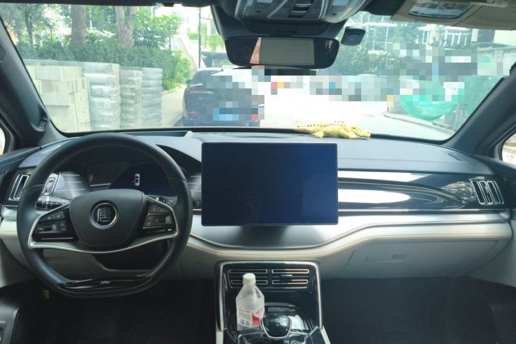 Used BYD Tang New Energy 2022 DM-p 215KM Four-Wheel Drive Flagship Model Center Console
