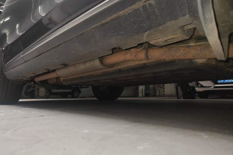 Used BYD Tang New Energy 2022 DM-p 215KM Four-Wheel Drive Flagship Model Chassis Front Right