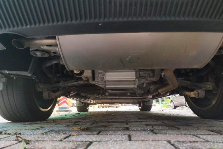 Used BYD Tang New Energy 2022 DM-p 215KM Four-Wheel Drive Flagship Model Chassis Rear