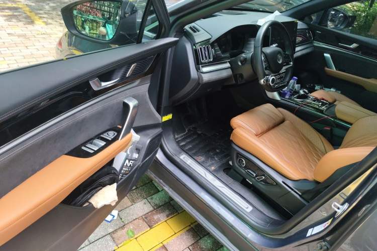 Used BYD Tang New Energy 2022 DM-p 215KM Four-Wheel Drive Flagship Model Driver Seat