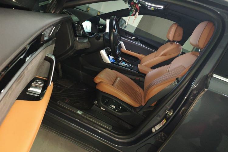 Used BYD Tang New Energy 2022 EV 730KM Luxury Model Driver Seat