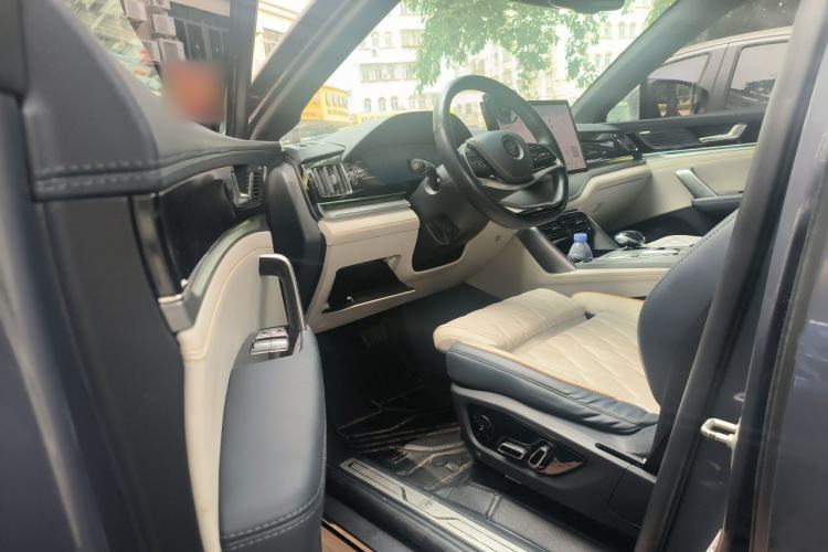 Used BYD Tang New Energy 2022 EV 635 km All-Wheel-Drive Flagship Model Driver Seat