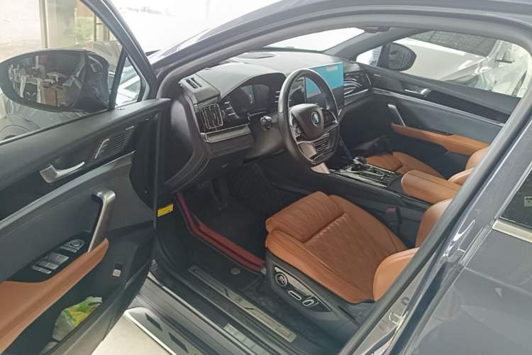 Used BYD Tang New Energy 2022 DM-p 215 km All-Wheel-Drive Deluxe Model Driver Seat