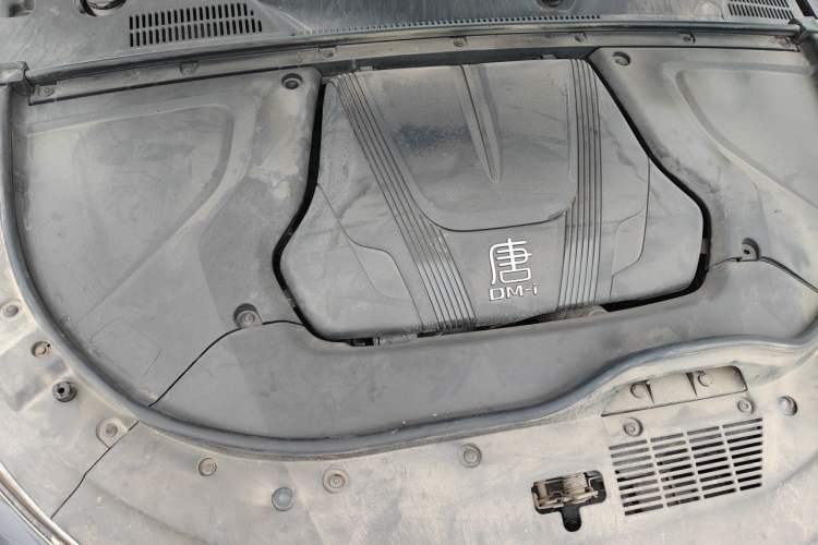 Used BYD Tang New Energy 2022 DM-i 252km Luxury Model Engine Bay