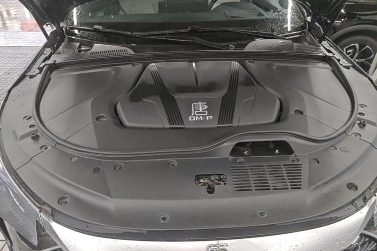 Used BYD Tang New Energy 2022 DM-p 215KM Four-Wheel Drive Flagship Model Engine Bay