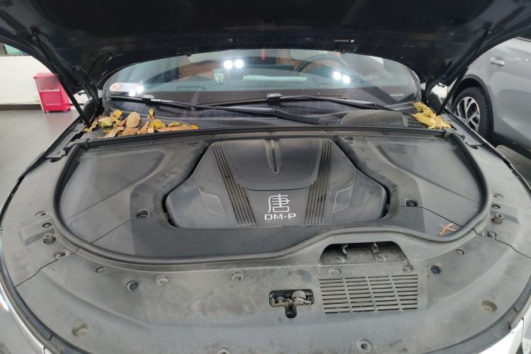 Used BYD Tang New Energy 2022 DM-p 215 km All-Wheel-Drive Deluxe Model Engine Bay