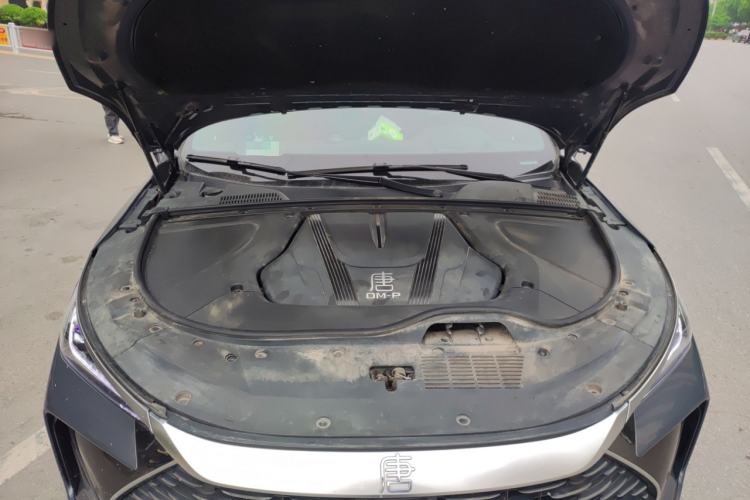 Used BYD Tang New Energy 2022 DM-p 215 km All-Wheel-Drive Deluxe Model Engine Bay