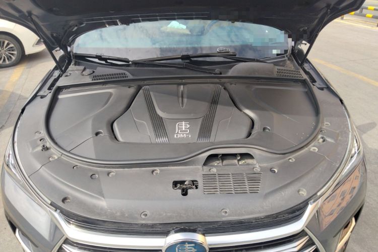 Used BYD Tang New Energy 2022 DM-i 252km Luxury Model Engine Bay