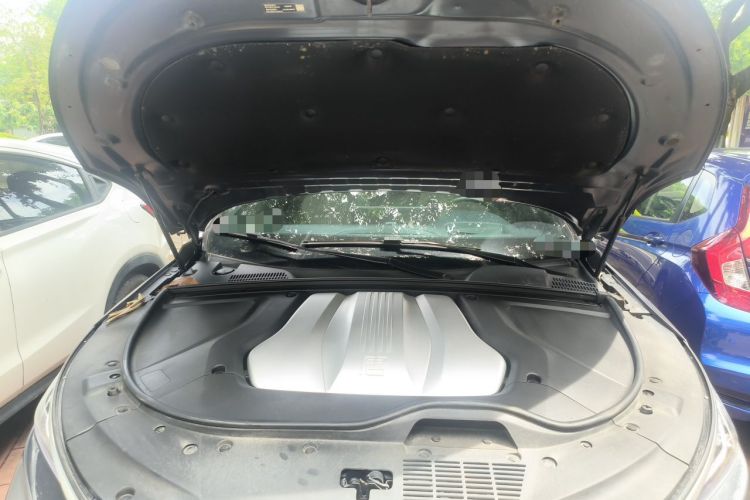 Used BYD Tang New Energy 2022 EV 635 km All-Wheel-Drive Flagship Model Engine Bay