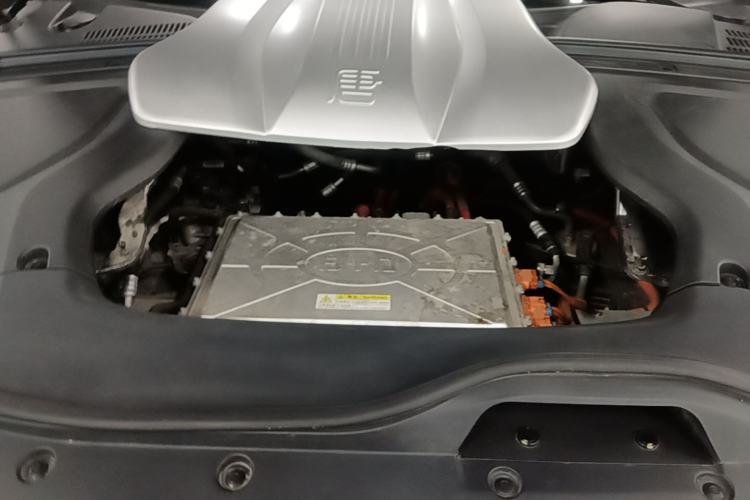 Used BYD Tang New Energy 2022 EV 730KM Luxury Model Engine Bay