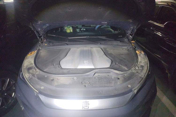 Used BYD Tang New Energy 2022 EV 730KM Luxury Model Engine Bay