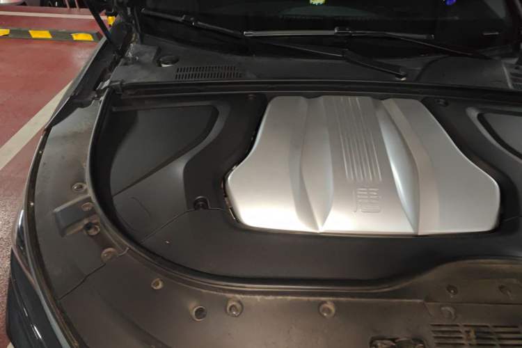 Used BYD Tang New Energy 2022 EV 635 km All-Wheel-Drive Flagship Model Engine Bay Right