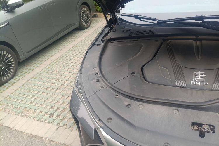 Used BYD Tang New Energy 2022 DM-p 215KM Four-Wheel Drive Flagship Model Engine Bay Right