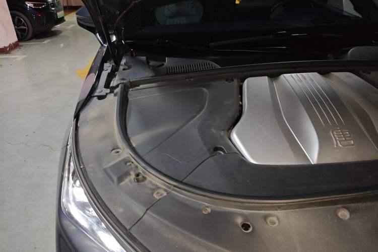 Used BYD Tang New Energy 2022 EV 730KM Luxury Model Engine Bay Right