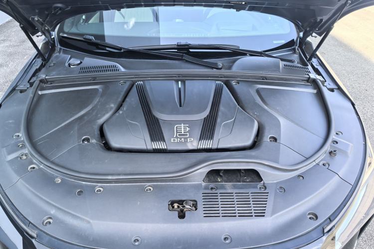 Used BYD Tang New Energy 2022 DM-p 215KM Four-Wheel Drive Flagship Model Engine Bay