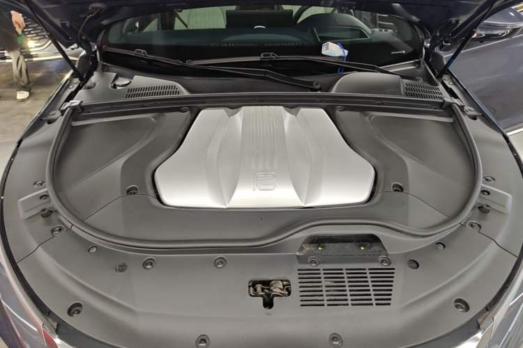 Used BYD Tang New Energy 2022 EV 635 km All-Wheel-Drive Flagship Model Engine Bay