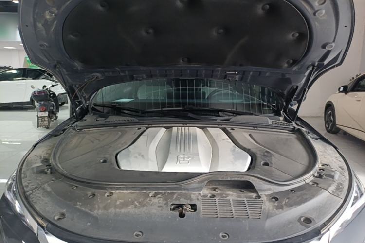 Used BYD Tang New Energy 2022 EV 635 km All-Wheel-Drive Flagship Model Engine Bay