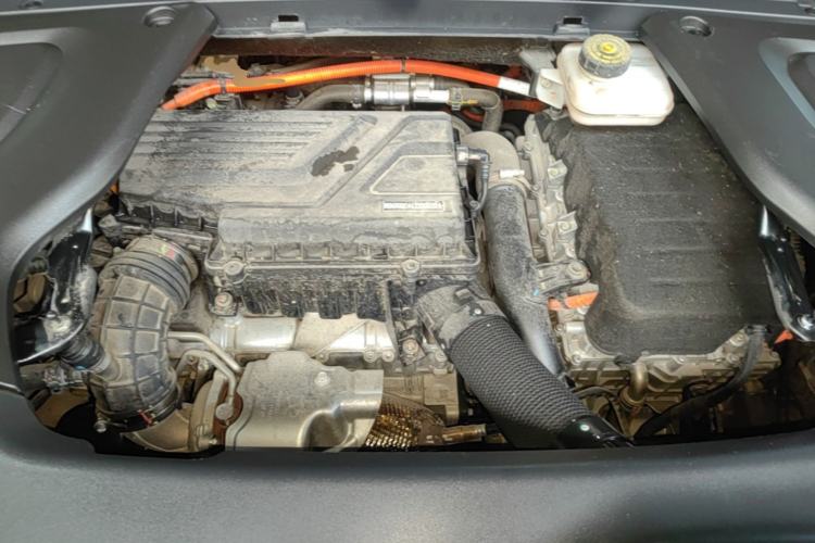 Used BYD Tang New Energy 2022 DM-p 215KM Four-Wheel Drive Flagship Model Engine Bay