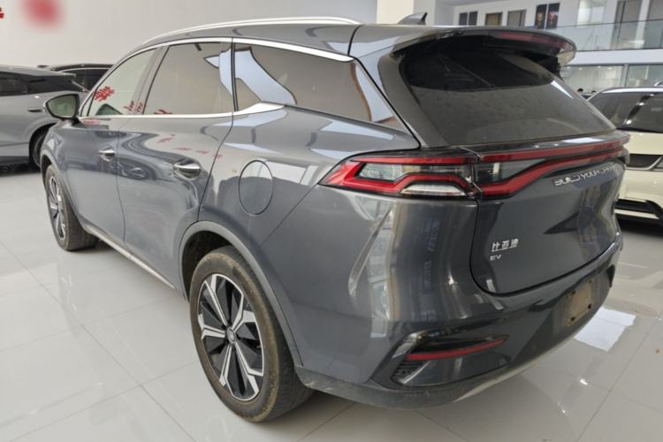 Used BYD Tang New Energy 2022 EV 730KM Luxury Model Exterior 2
