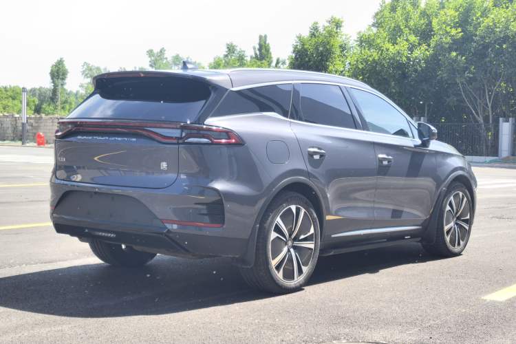 Used BYD Tang New Energy 2022 DM-p 215KM Four-Wheel Drive Flagship Model Exterior 4