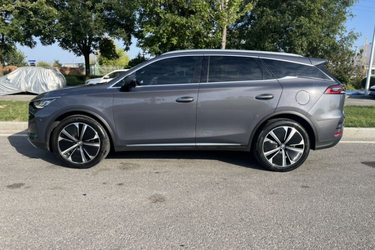 Used BYD Tang New Energy 2022 DM-p 215KM Four-Wheel Drive Flagship Model Exterior 4