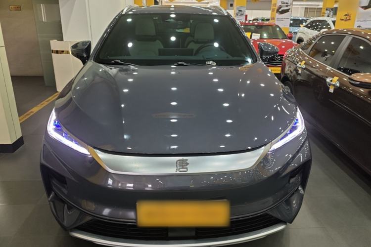 Used BYD Tang New Energy 2022 EV 730KM Luxury Model Front