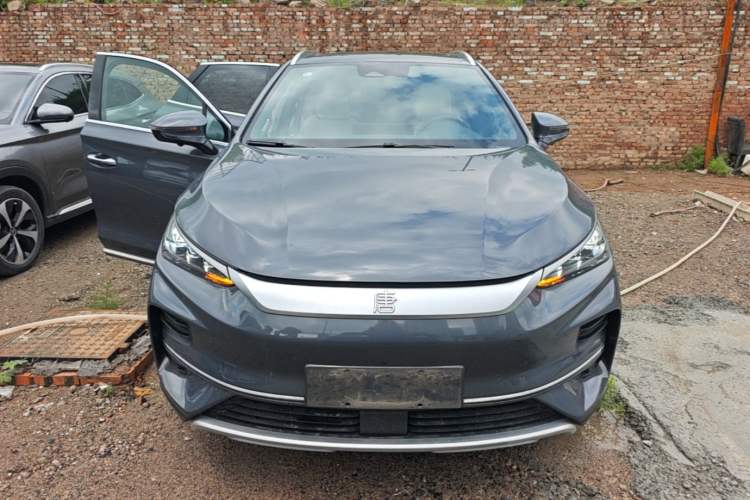 Used BYD Tang New Energy 2022 EV 600KM Luxury Model Front