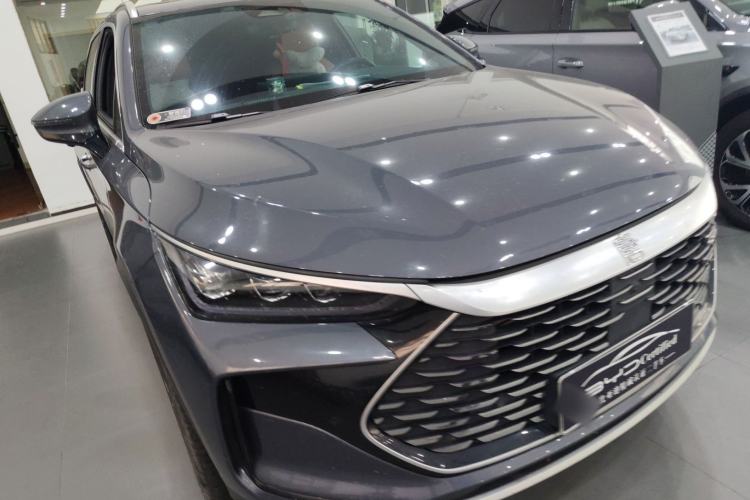 Used BYD Tang New Energy 2022 DM-p 215 km All-Wheel-Drive Deluxe Model Front Right 45 Deg
