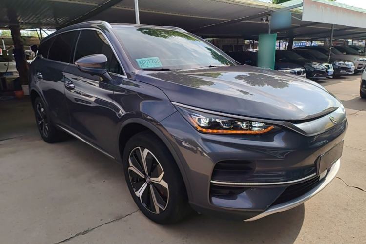 Used BYD Tang New Energy 2022 EV 730KM Luxury Model Front Right 45 Deg