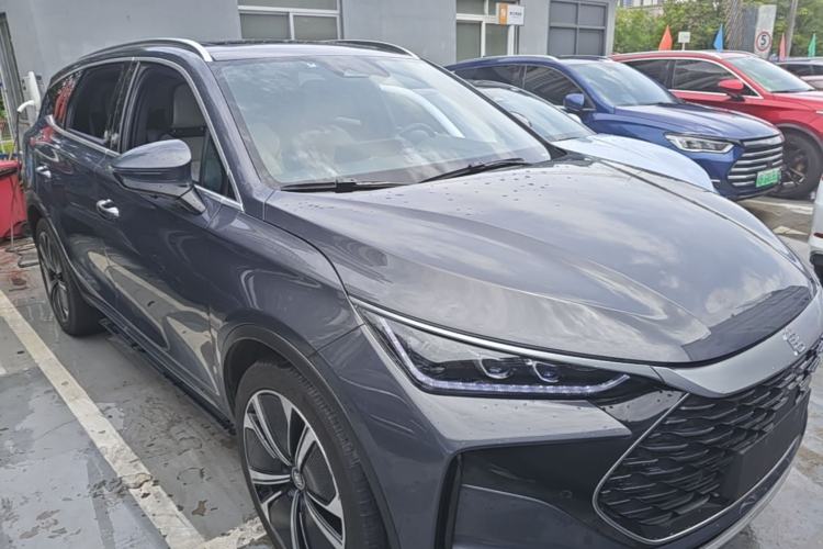 Used BYD Tang New Energy 2022 DM-p 215 km All-Wheel-Drive Deluxe Model Front Right 45 Deg