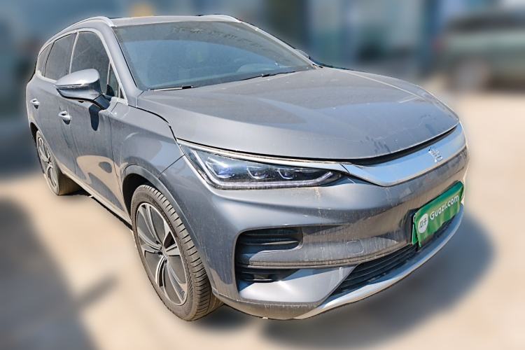 Used BYD Tang New Energy 2022 EV 635 km All-Wheel-Drive Flagship Model Front Right 45 Deg