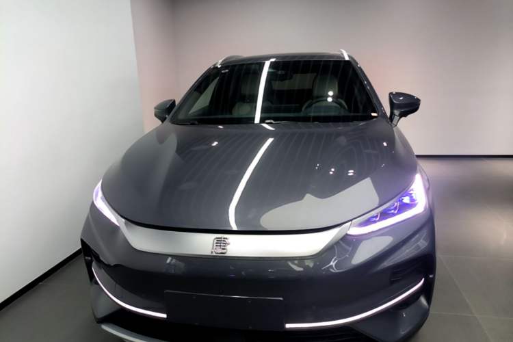 Used BYD Tang New Energy 2022 EV 600KM Luxury Model Front