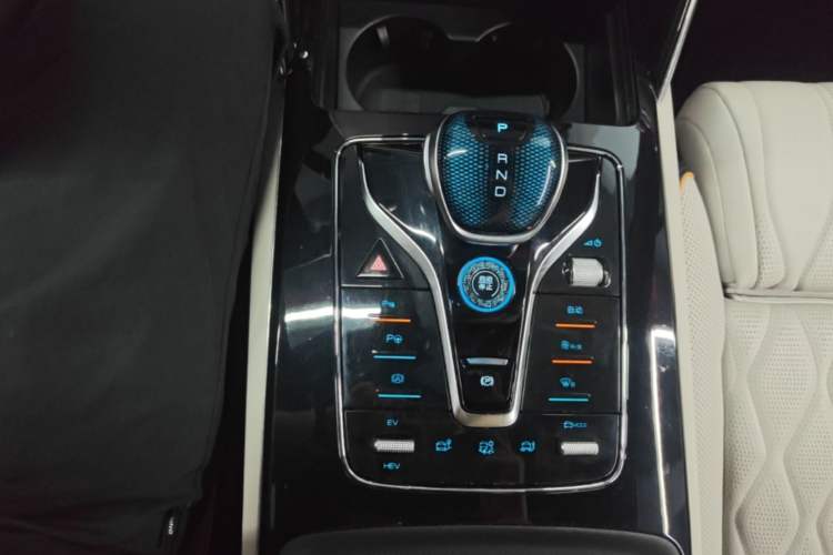 Used BYD Tang New Energy 2022 DM-p 215KM Four-Wheel Drive Flagship Model Gear Lever