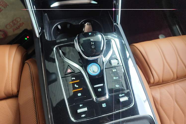 Used BYD Tang New Energy 2022 DM-i 252km Luxury Model Gear Lever