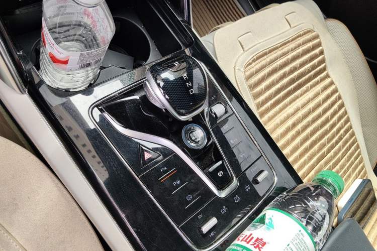 Used BYD Tang New Energy 2022 DM-p 215KM Four-Wheel Drive Flagship Model Gear Lever