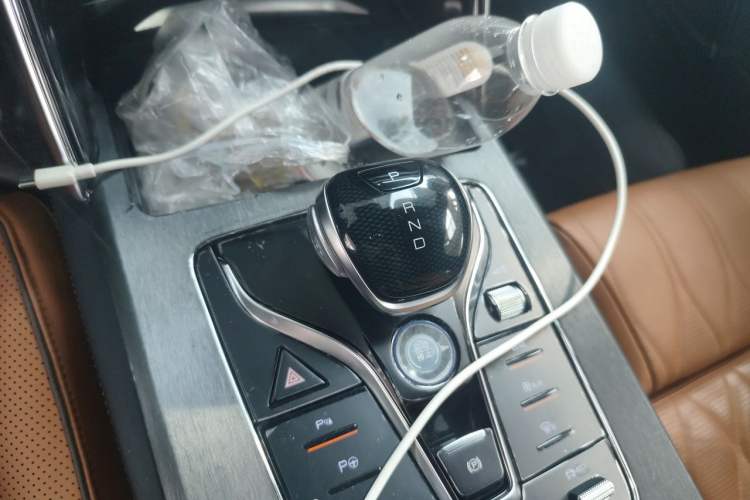 Used BYD Tang New Energy 2022 EV 635 km All-Wheel-Drive Flagship Model Gear Lever