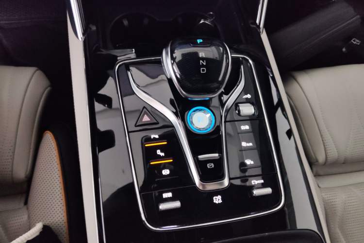 Used BYD Tang New Energy 2022 EV 600KM Luxury Model Gear Lever