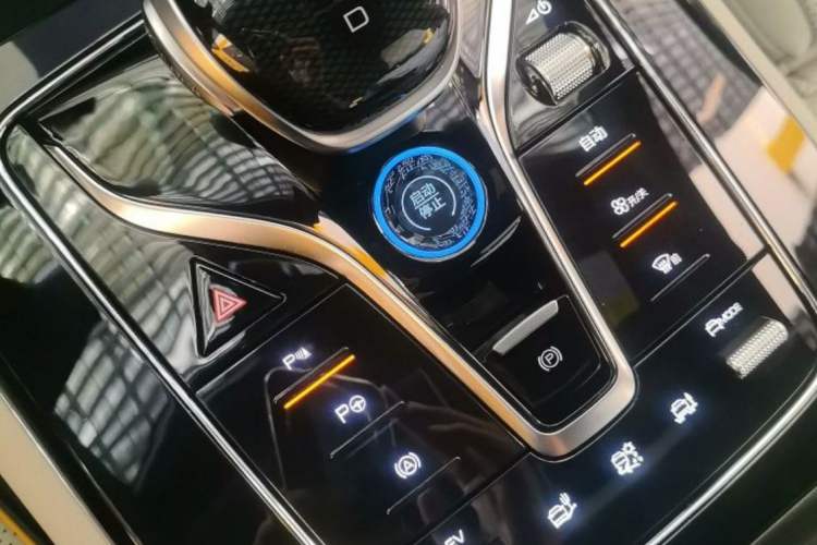Used BYD Tang New Energy 2022 DM-p 215KM Four-Wheel Drive Flagship Model Gear Lever