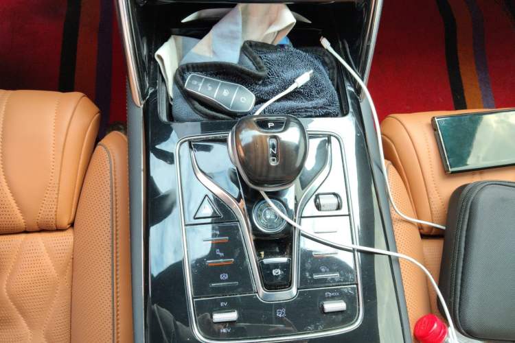 Used BYD Tang New Energy 2022 DM-i 252km Luxury Model Gear Lever