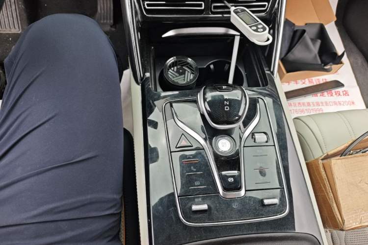Used BYD Tang New Energy 2022 EV 600KM Luxury Model Gear Lever